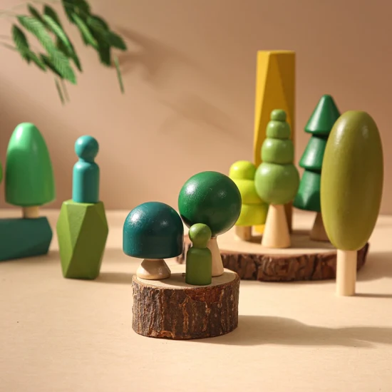 Giocattoli per alberi in miniatura in legno che bilanciano i blocchi di pietra impilabili Giocattoli educativi creativi